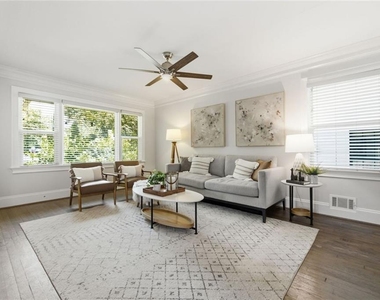 166 Howard Street Ne - Photo Thumbnail 3