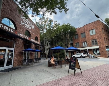 166 Howard Street Ne - Photo Thumbnail 38