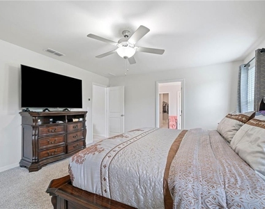 5911 Green Ash Court - Photo Thumbnail 31