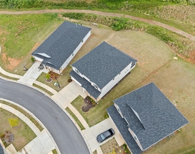 5911 Green Ash Court - Photo Thumbnail 5