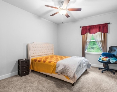 5467 Fountainhead Lane - Photo Thumbnail 24