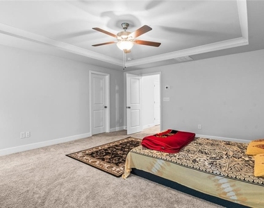 5467 Fountainhead Lane - Photo Thumbnail 16