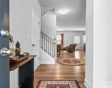 5467 Fountainhead Lane - Photo Thumbnail 3
