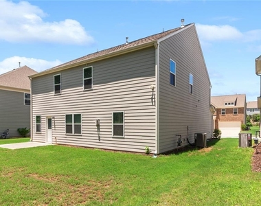 5467 Fountainhead Lane - Photo Thumbnail 33