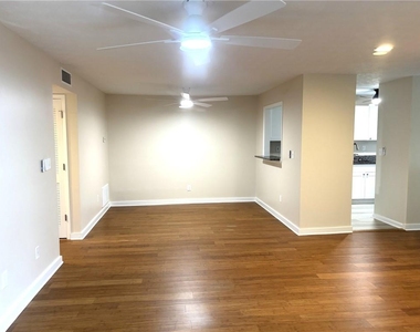 504 Wynnes Ridge Circle Se - Photo Thumbnail 9