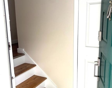 504 Wynnes Ridge Circle Se - Photo Thumbnail 4