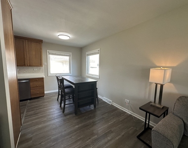 4038 Forest Avenue - Photo Thumbnail 6