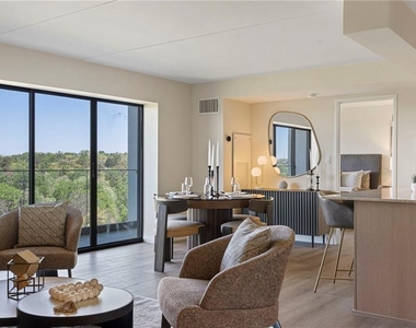 2460 Peachtree Road - Photo Thumbnail 15