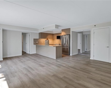 2460 Peachtree Road - Photo Thumbnail 6