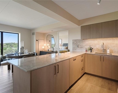 2460 Peachtree Road - Photo Thumbnail 7