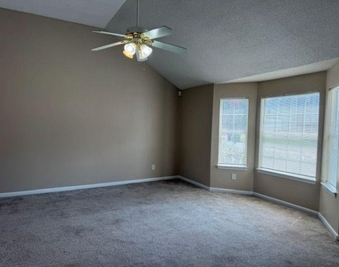878 Asbury Trail - Photo Thumbnail 1