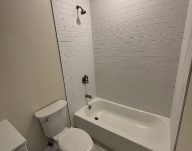 11116 Front Street - Photo Thumbnail 6