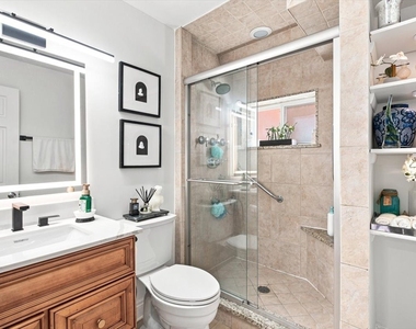 521 Lavergne Avenue - Photo Thumbnail 20