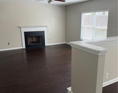 4171 Ash Tree Street - Photo Thumbnail 3