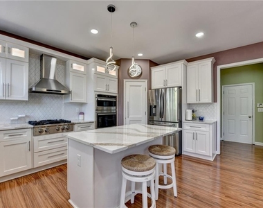 770 Pimlicon Place - Photo Thumbnail 9