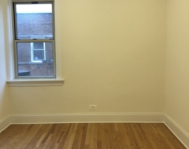 5330 N Kenmore Avenue - Photo Thumbnail 8