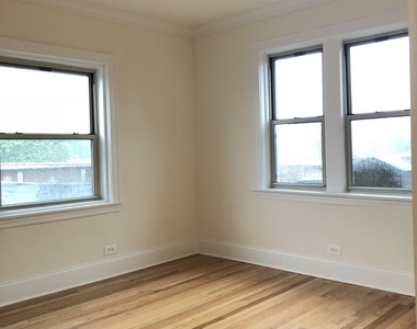 5330 N Kenmore Avenue - Photo Thumbnail 10
