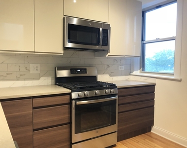 5330 N Kenmore Avenue - Photo Thumbnail 5