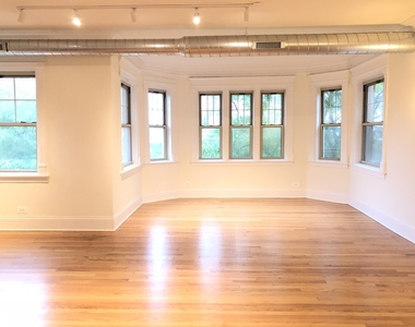 5330 N Kenmore Avenue - Photo Thumbnail 2