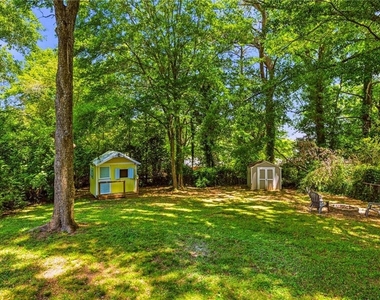 2670 Woodridge Drive - Photo Thumbnail 31