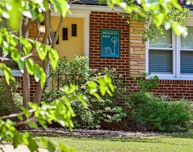 2670 Woodridge Drive - Photo Thumbnail 1
