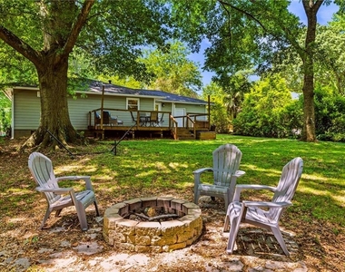 2670 Woodridge Drive - Photo Thumbnail 24