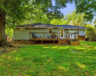 2670 Woodridge Drive - Photo Thumbnail 32