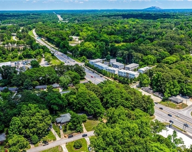 2670 Woodridge Drive - Photo Thumbnail 34