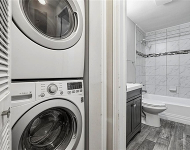 2670 Woodridge Drive - Photo Thumbnail 22