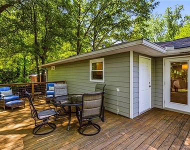 2670 Woodridge Drive - Photo Thumbnail 27