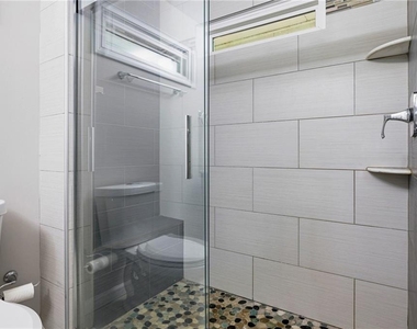 2670 Woodridge Drive - Photo Thumbnail 18