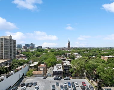 1636 N Wells Street - Photo Thumbnail 8