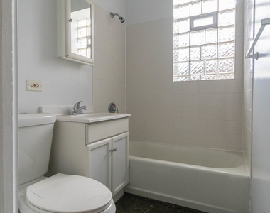 3800 N Wilton Avenue - Photo Thumbnail 12