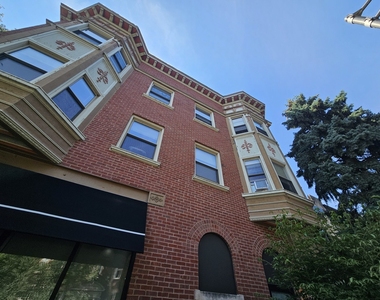 3800 N Wilton Avenue - Photo Thumbnail 1