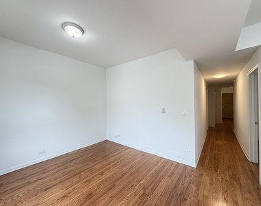 5783 N Ridge Avenue - Photo Thumbnail 7