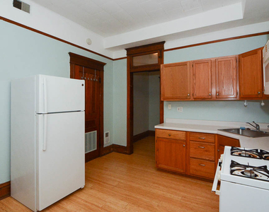1723 W Huron Street - Photo Thumbnail 2