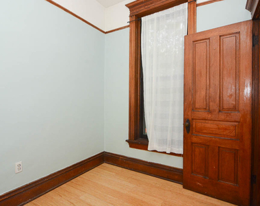 1723 W Huron Street - Photo Thumbnail 10