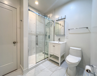 951 W Armitage Avenue - Photo Thumbnail 8