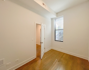 951 W Armitage Avenue - Photo Thumbnail 12