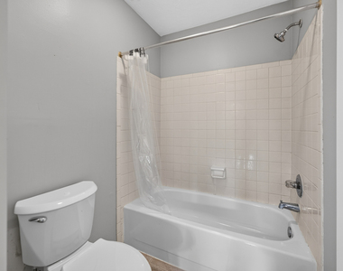 244 Coventry Court - Photo Thumbnail 13