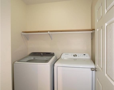 210 Spring Heights Lane Se - Photo Thumbnail 13