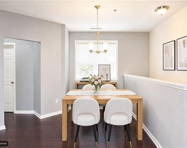 210 Spring Heights Lane Se - Photo Thumbnail 3