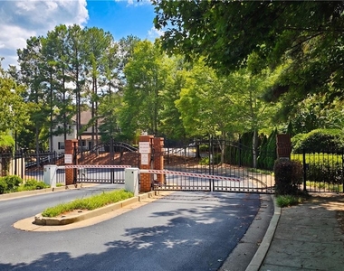 210 Spring Heights Lane Se - Photo Thumbnail 32