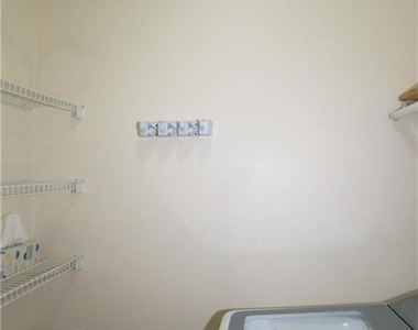 210 Spring Heights Lane Se - Photo Thumbnail 14