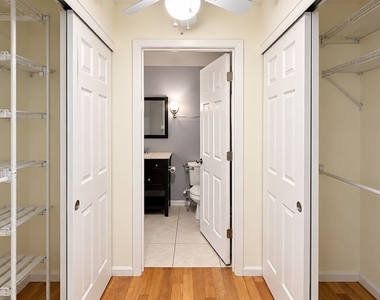 329 Grissom Court - Photo Thumbnail 10