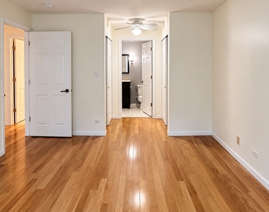 329 Grissom Court - Photo Thumbnail 8