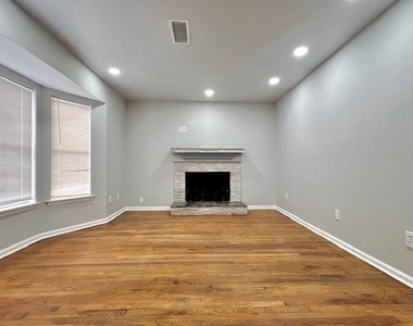 1651 Cedar Bluff Way - Photo Thumbnail 3