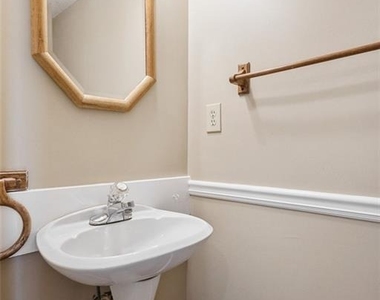 3635 Darwin Place - Photo Thumbnail 19