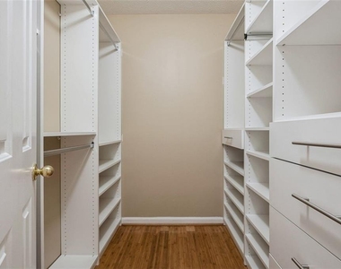 3635 Darwin Place - Photo Thumbnail 26