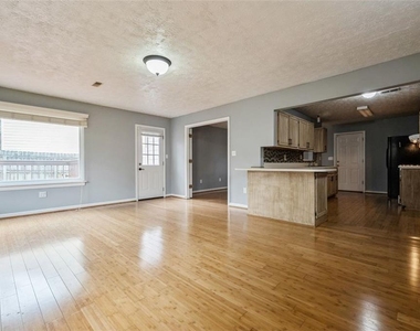 3635 Darwin Place - Photo Thumbnail 11